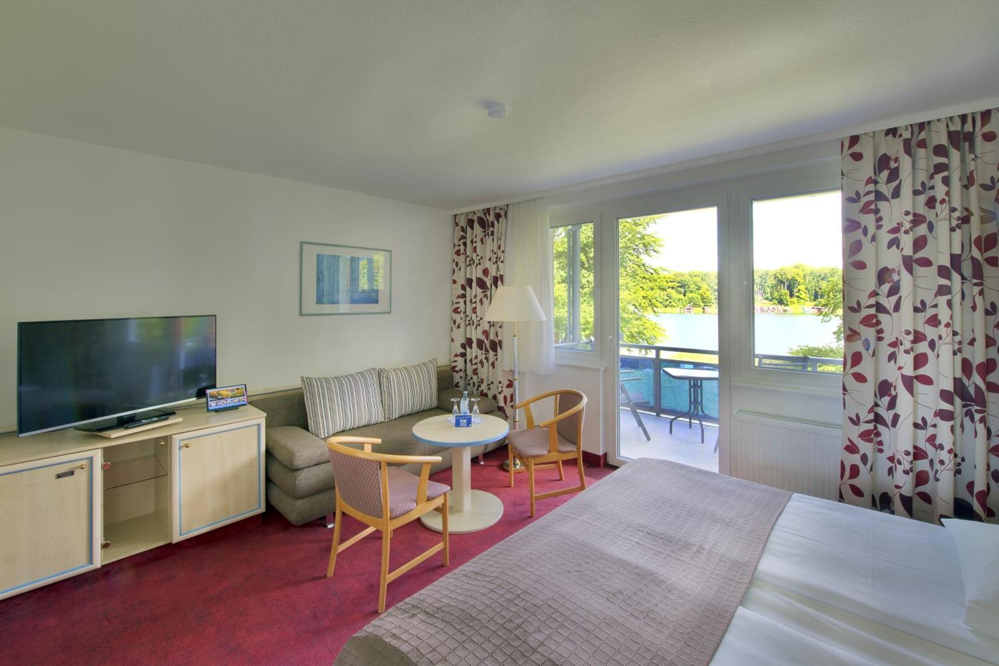 Seehotel Ichlim Sewekow ภายนอก รูปภาพ